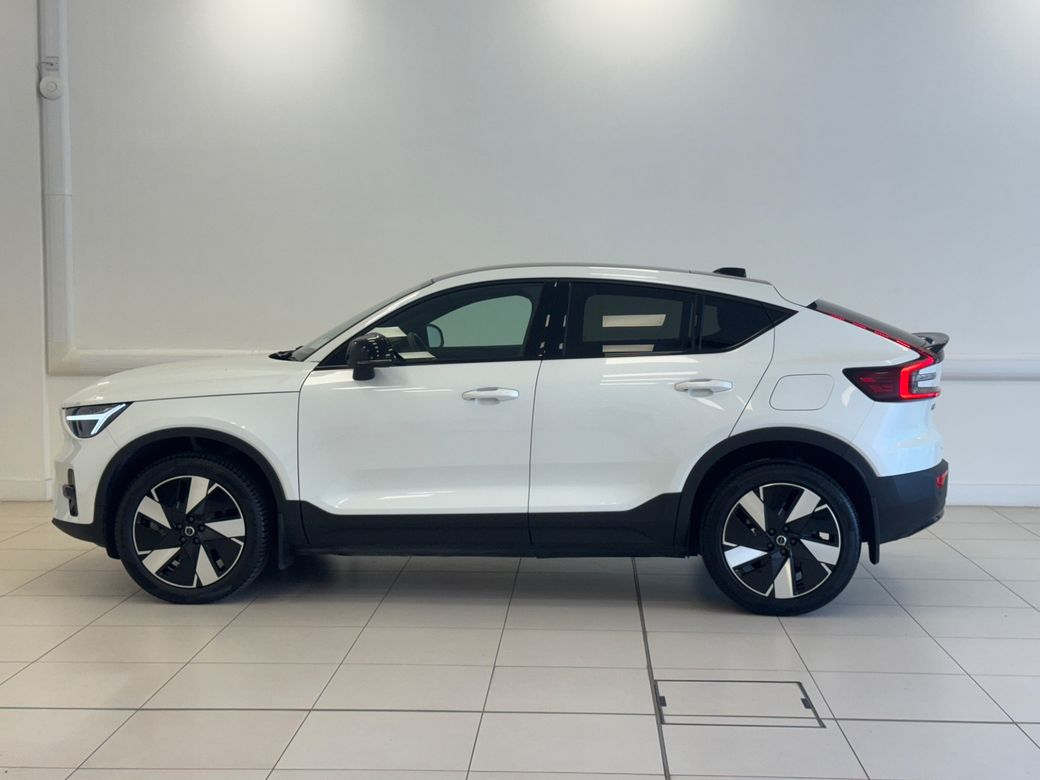 2024 Volvo C40