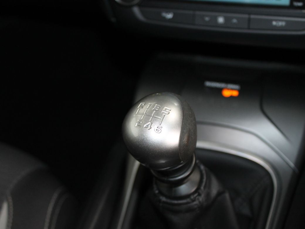 2016 Toyota Avensis