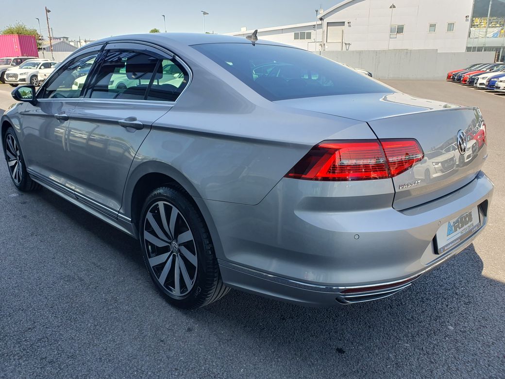 2015 Volkswagen Passat