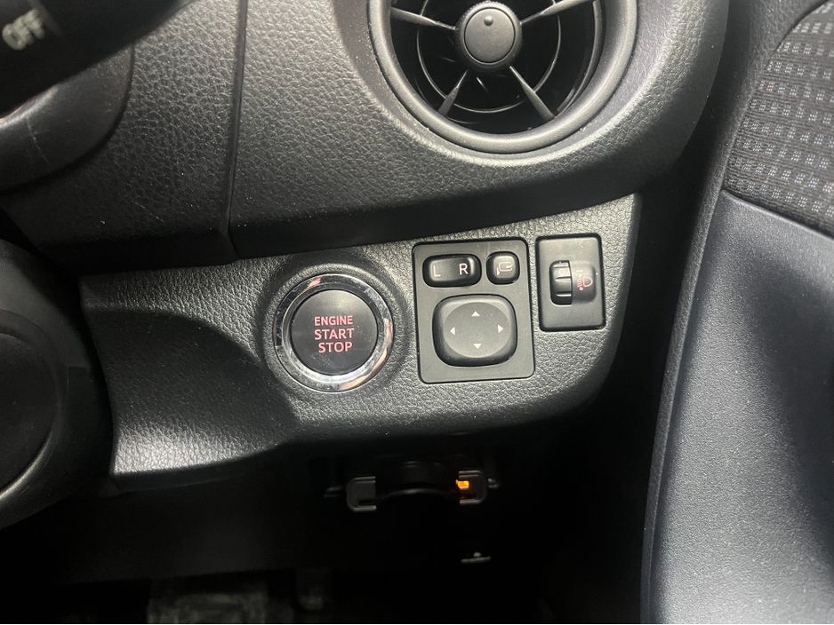 2018 Toyota Vitz