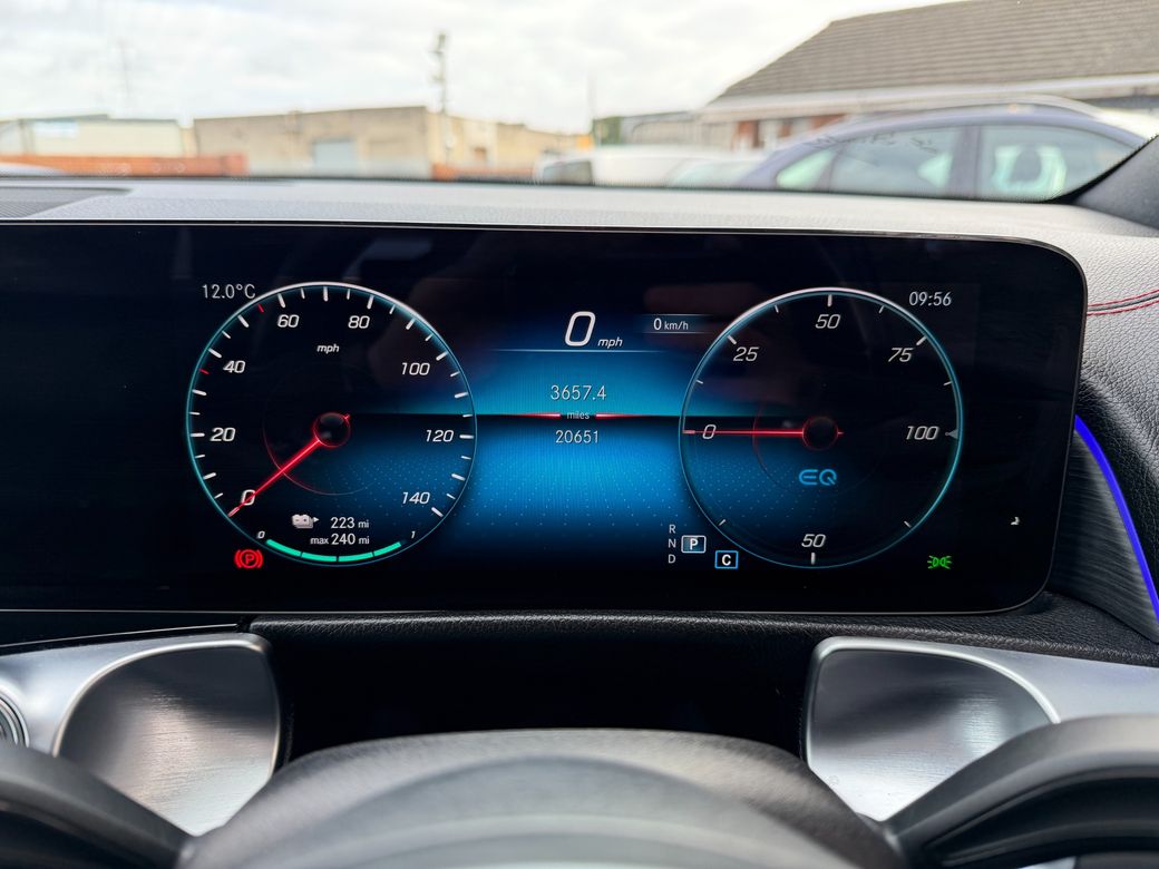 2023 Mercedes-Benz EQB