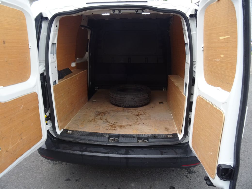 2023 Volkswagen Caddy