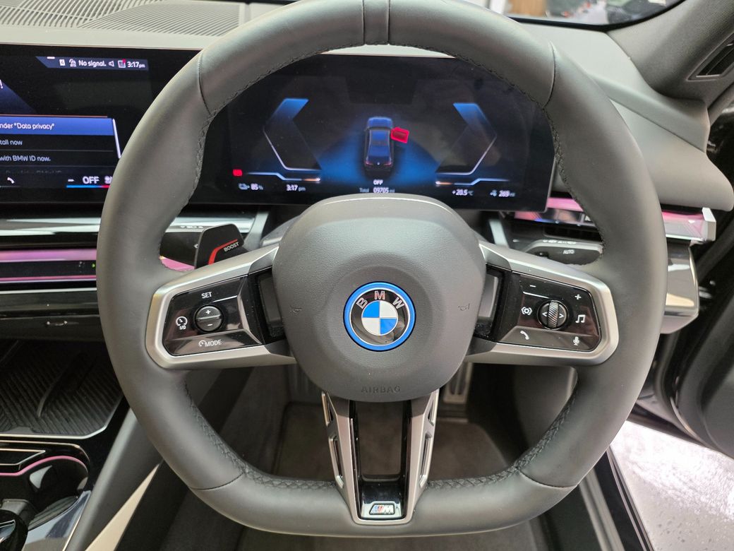 2025 BMW i5