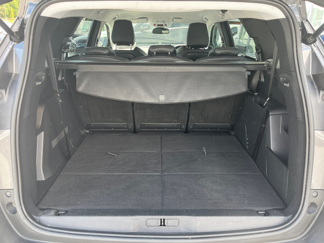 2022 Peugeot 5008