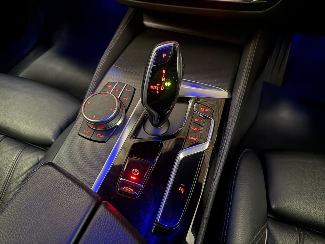 2021 BMW 5 Series