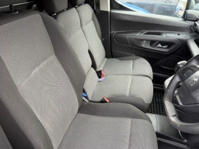 2021 Peugeot Partner