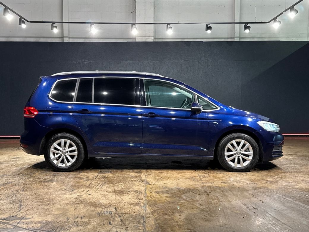2017 Volkswagen Touran