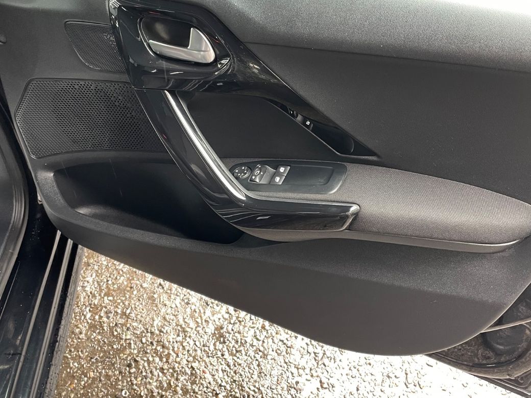 2017 Peugeot 208