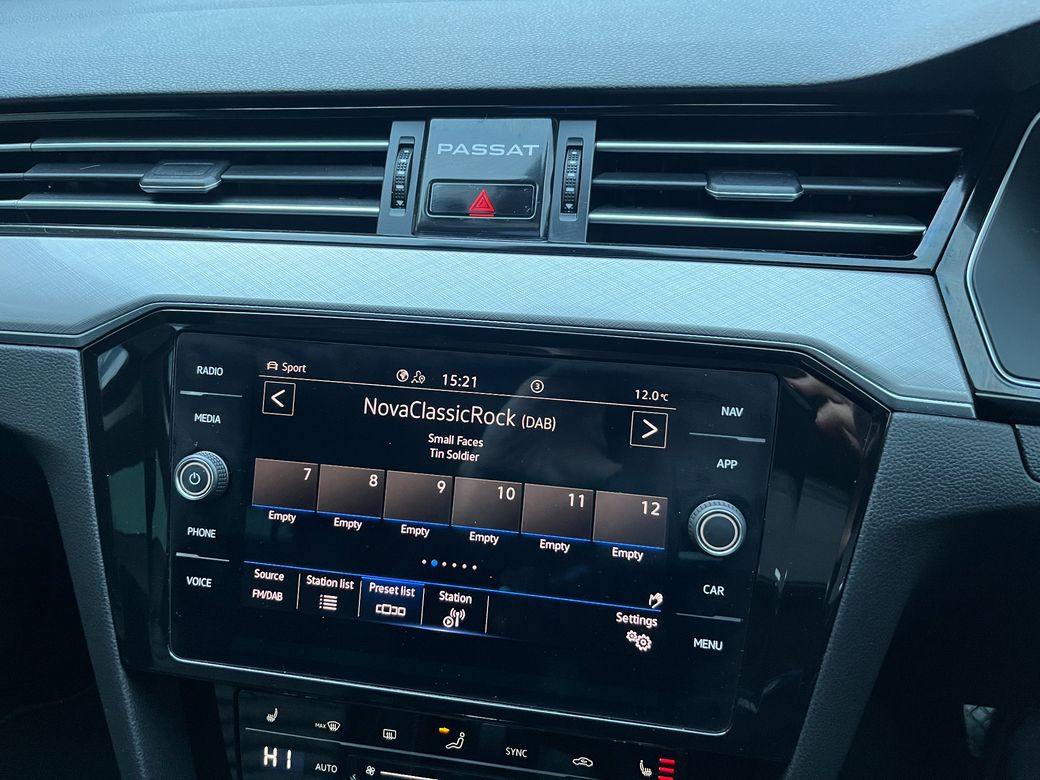 2022 Volkswagen Passat