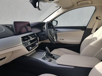 2021 BMW 5 Series
