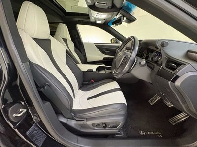 2023 Lexus ES 300h