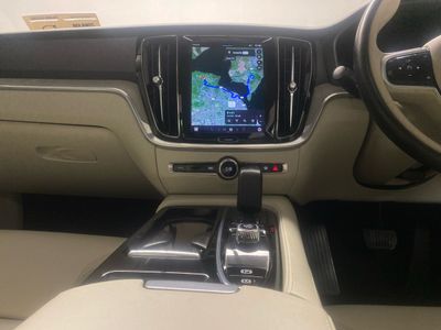 2023 Volvo V60