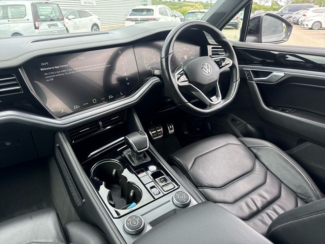 2024 Volkswagen Touareg