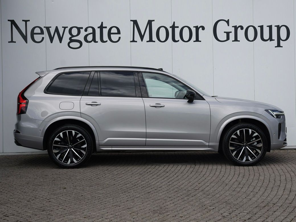 2025 Volvo XC90
