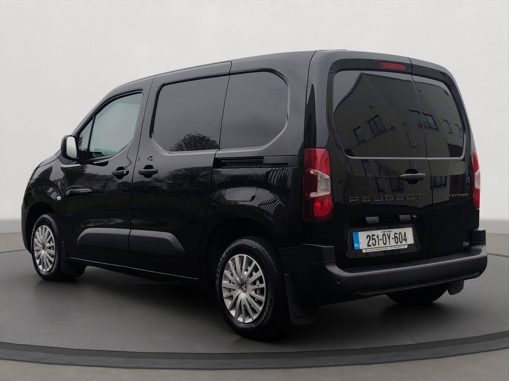 2025 Peugeot Partner