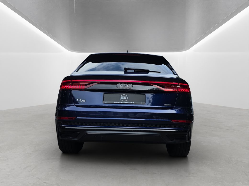 2021 Audi Q8