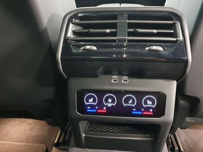 2025 BMW i5