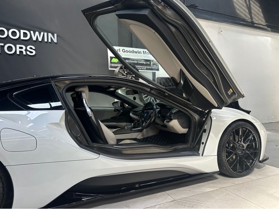 2018 BMW i8