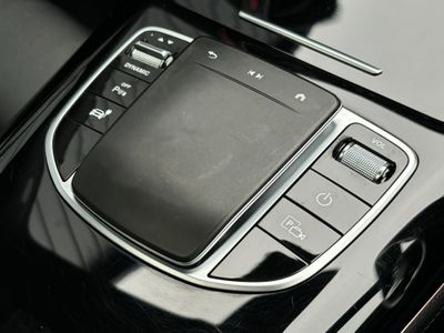 2022 Mercedes-Benz EQC