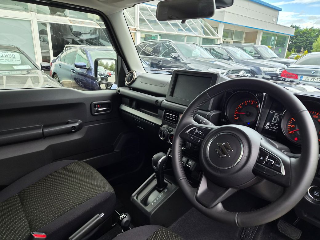 2025 Suzuki Jimny