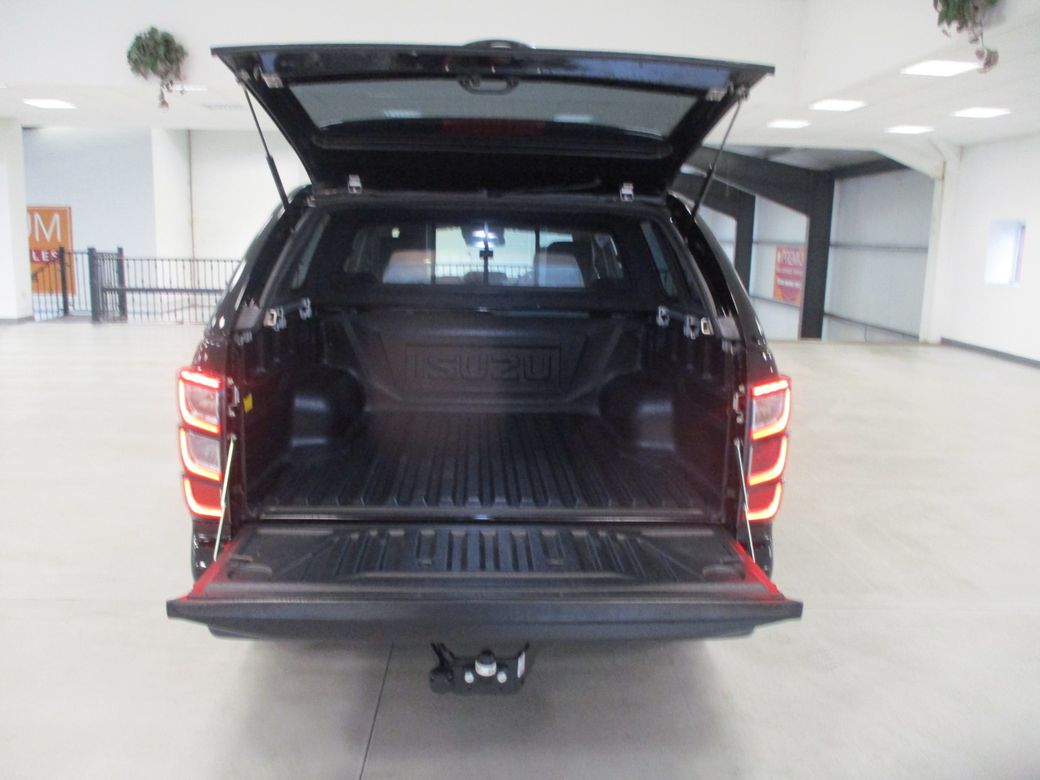 2025 Isuzu D-MAX
