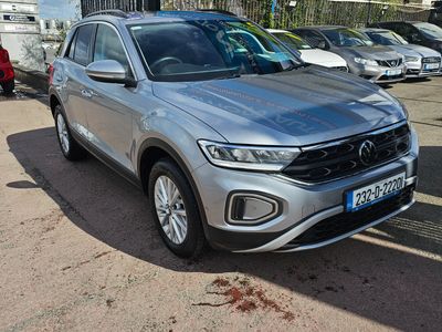 2023 Volkswagen T-Roc
