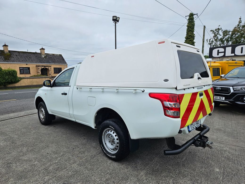 2017 Mitsubishi L200