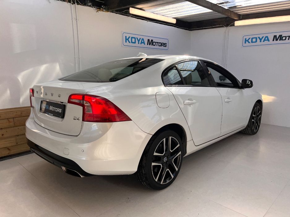 2016 Volvo S60
