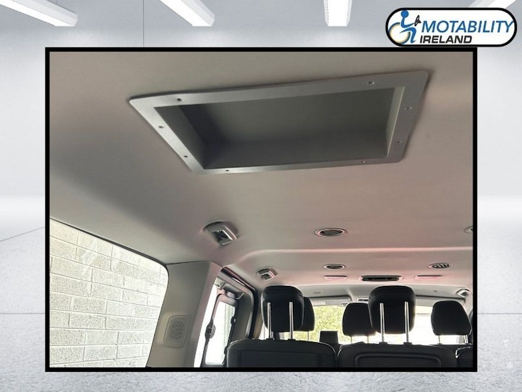 2024 Ford Tourneo Custom