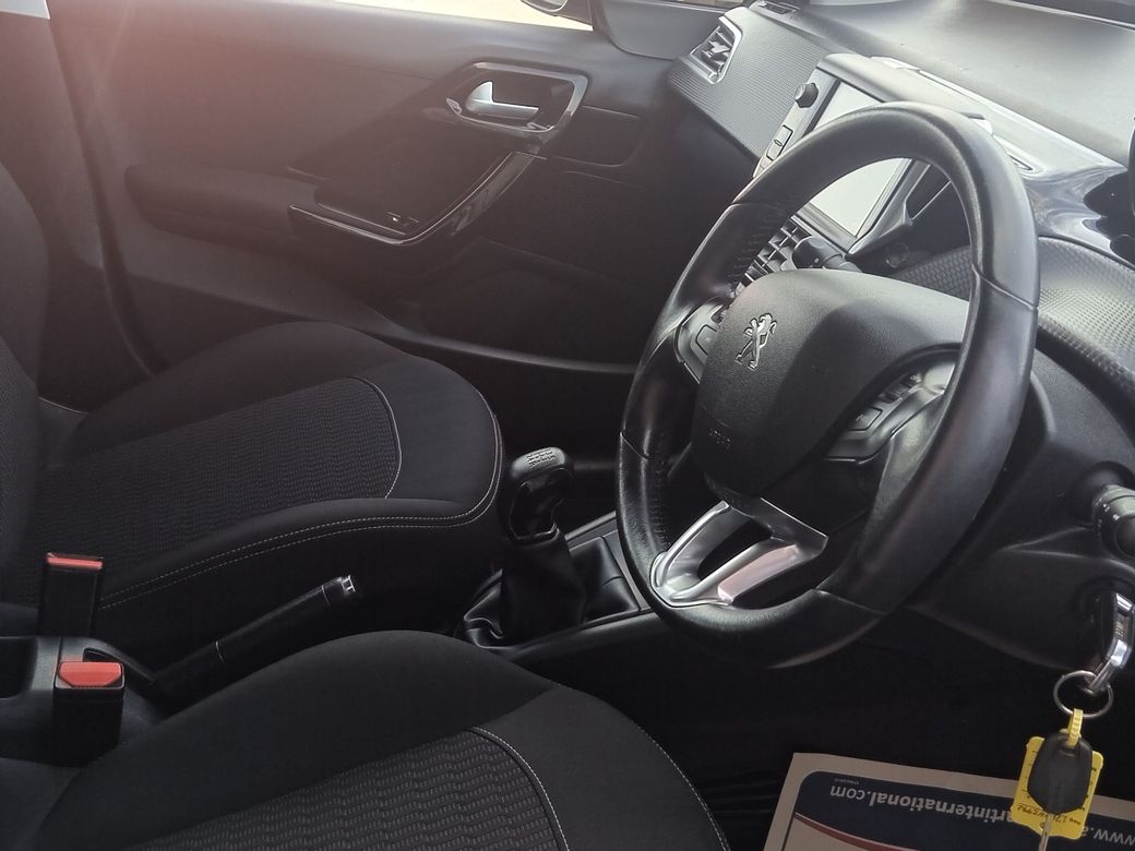 2017 Peugeot 208