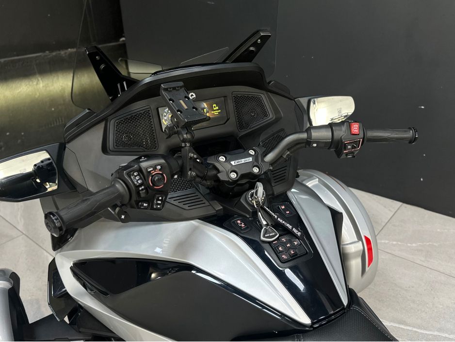 2024 Can-Am Spyder