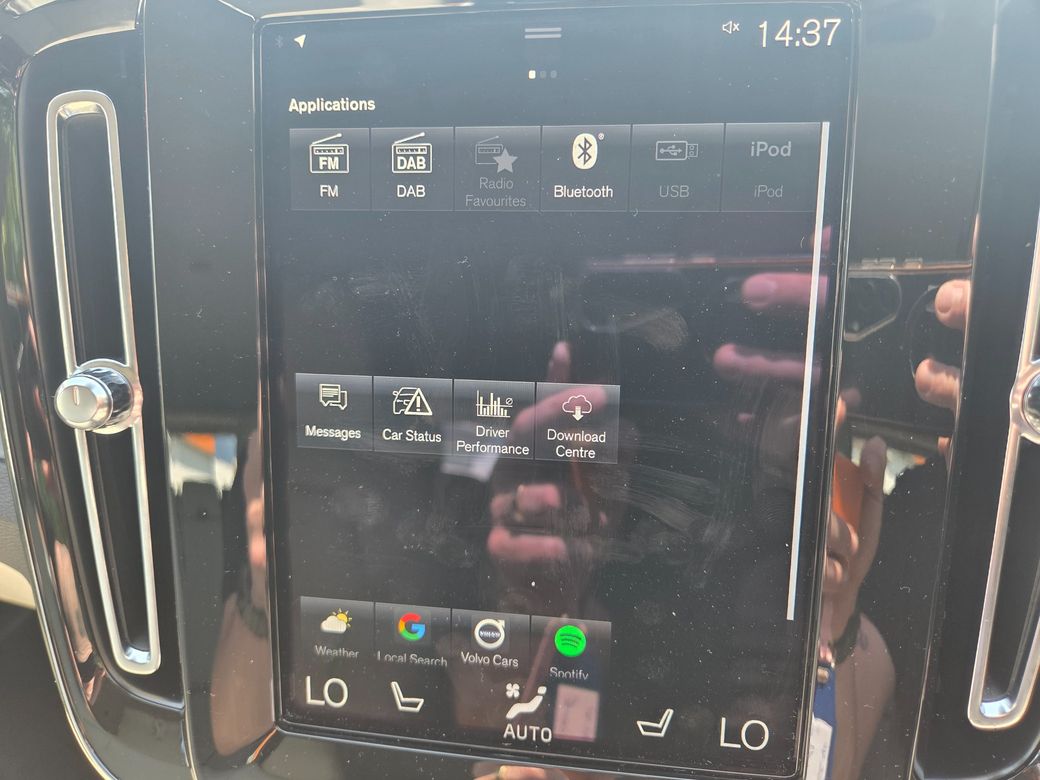 2022 Volvo XC40