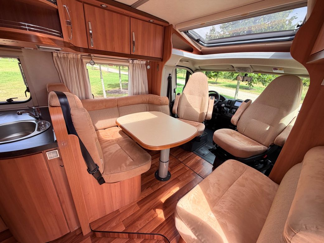 2013 HYMER  T614 CL L.H.D MANUAL 