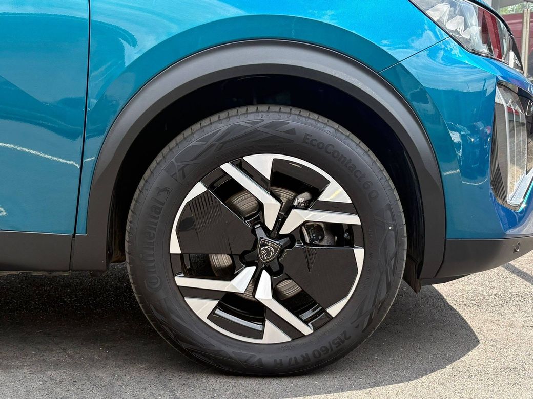 2025 Peugeot 2008
