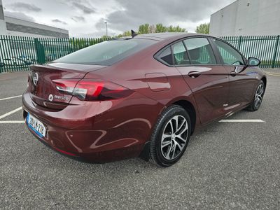 2020 Opel Insignia