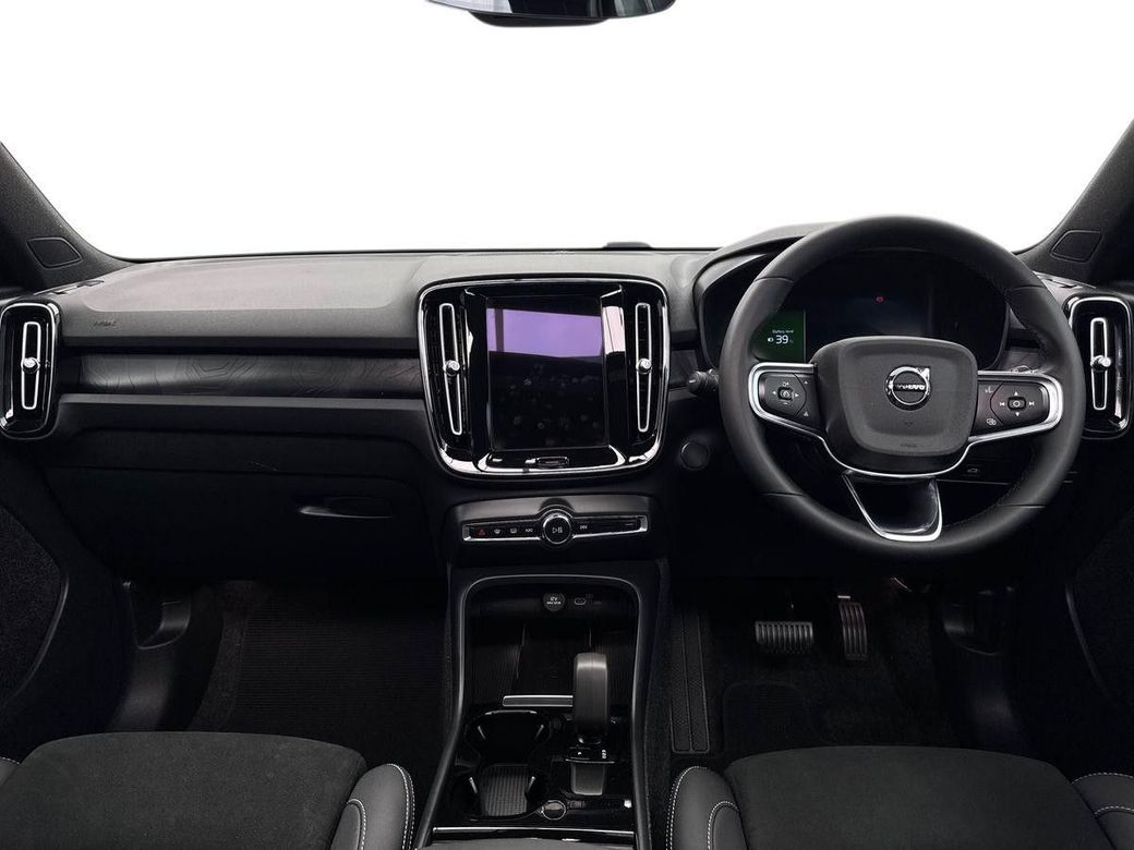 2023 Volvo XC40