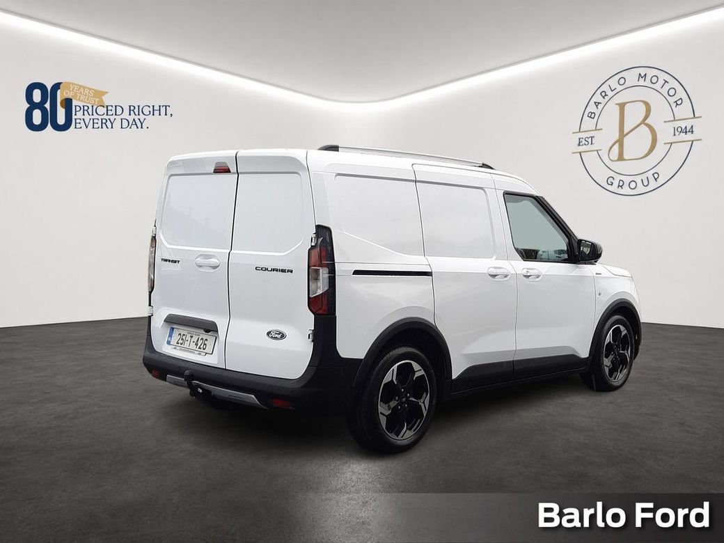2025 Ford Transit Courier