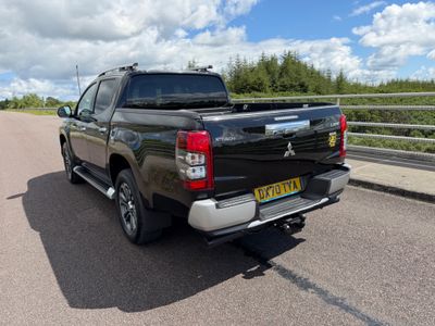 2020 Mitsubishi L200