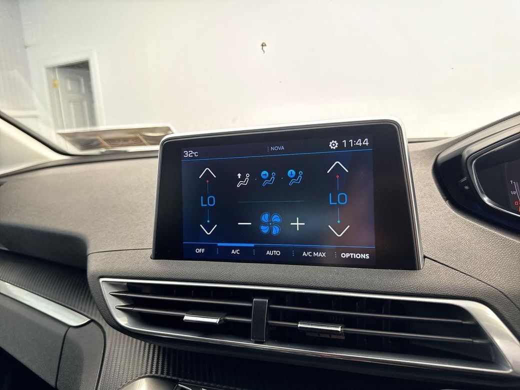 2021 Peugeot 3008