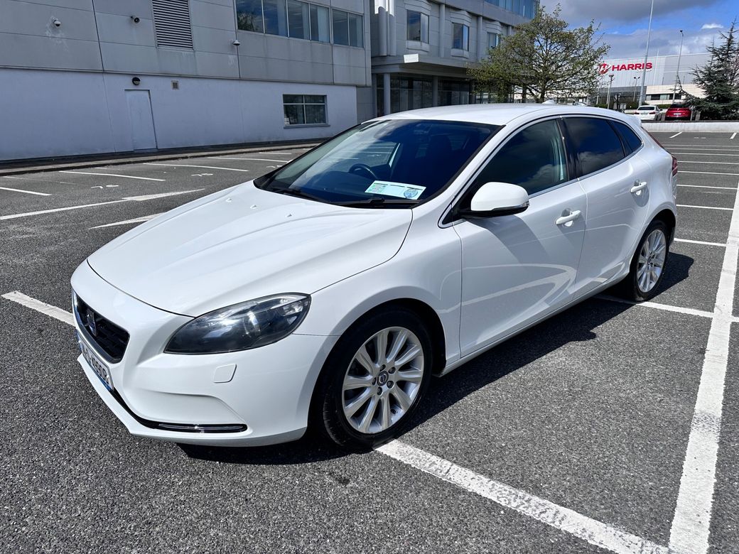 2014 Volvo V40