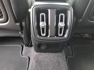 2020 Volvo XC40