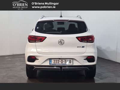 2022 MG ZS
