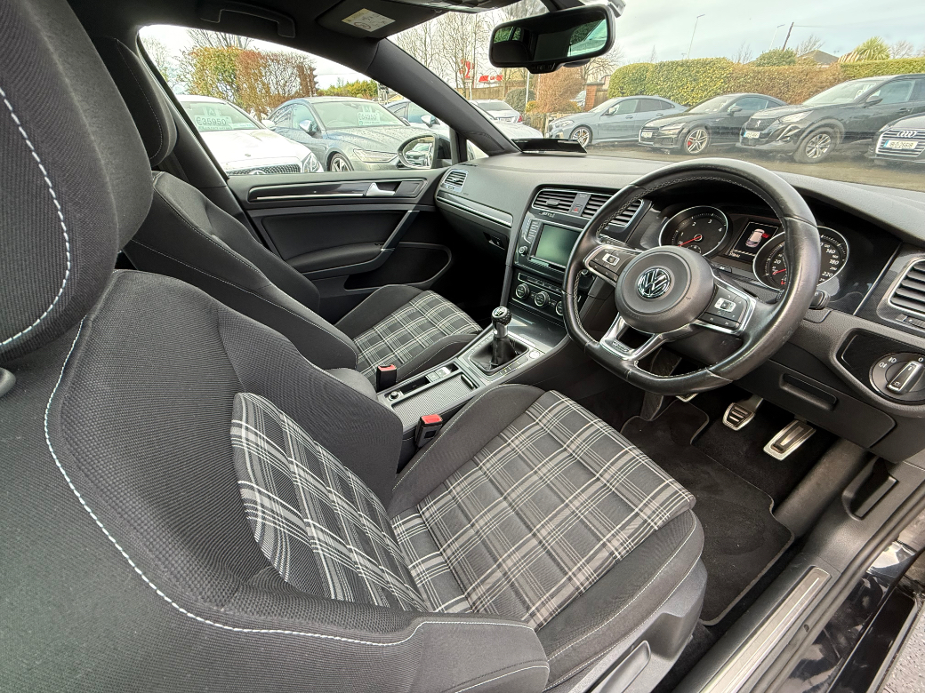 2015 Volkswagen Golf