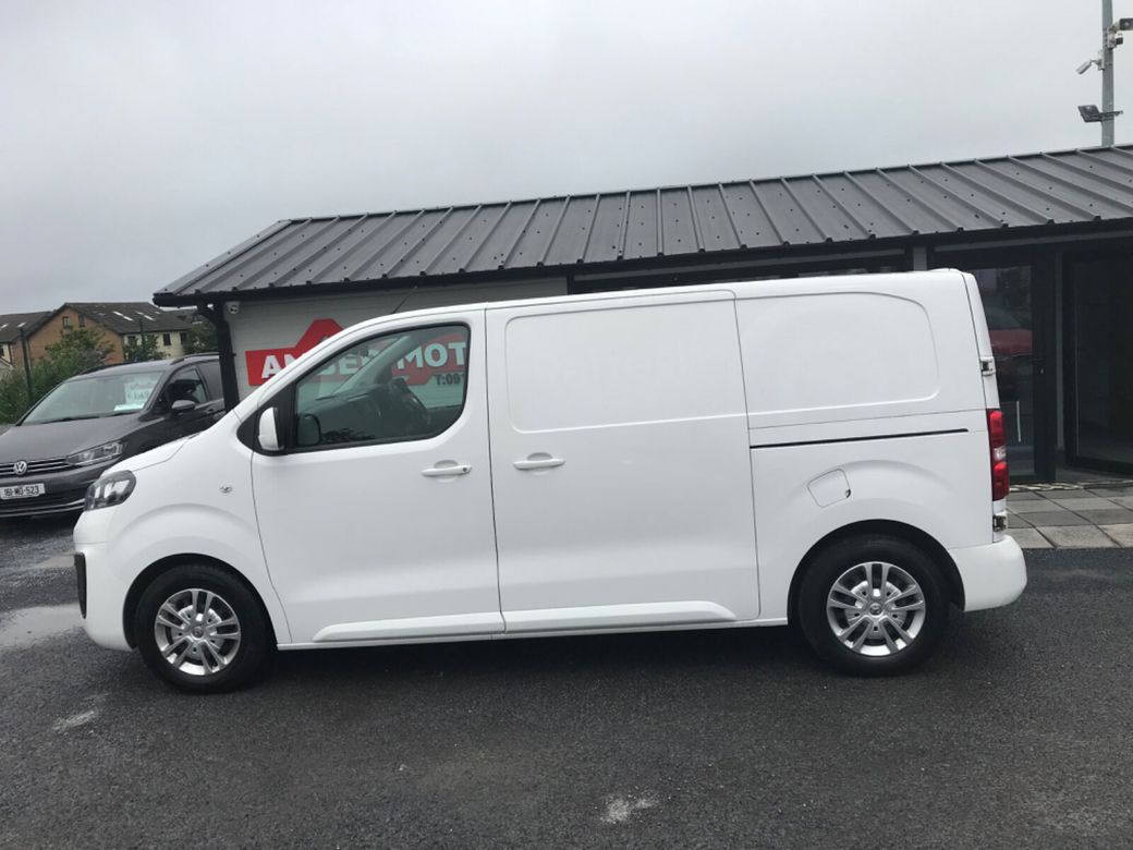 2021 Vauxhall Vivaro