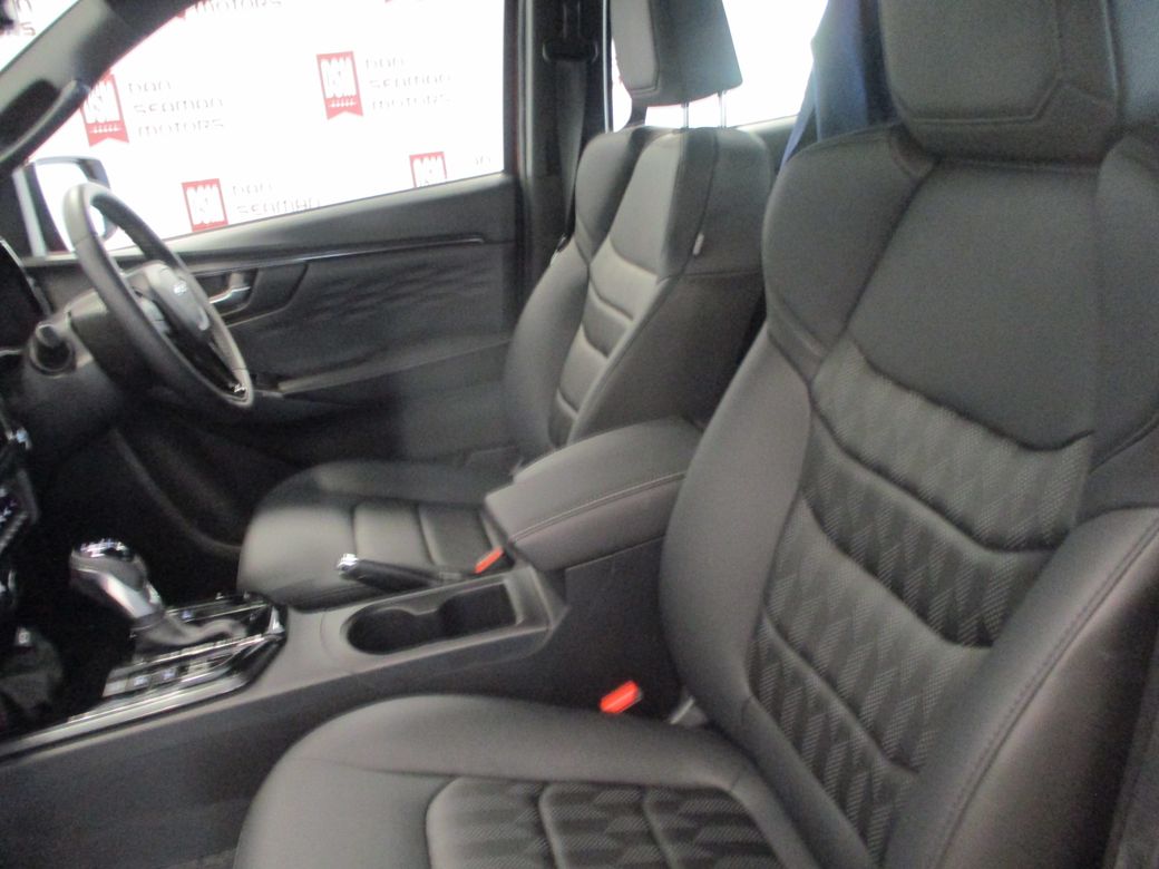 2025 Isuzu D-MAX