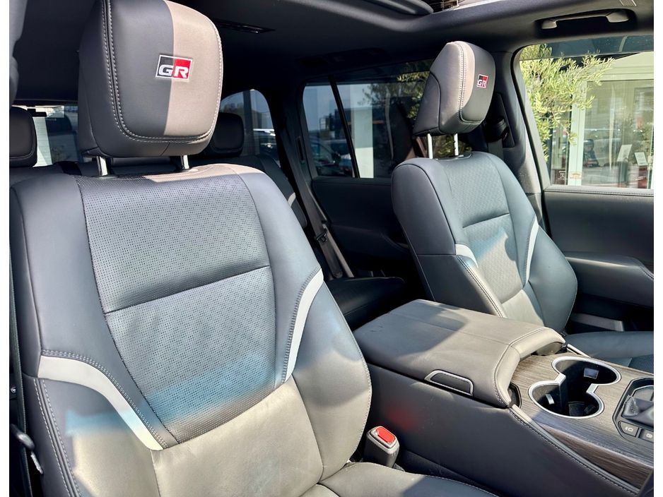 2024 Toyota Landcruiser