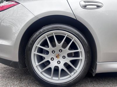 2012 Porsche Panamera