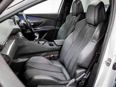 2020 Peugeot 5008