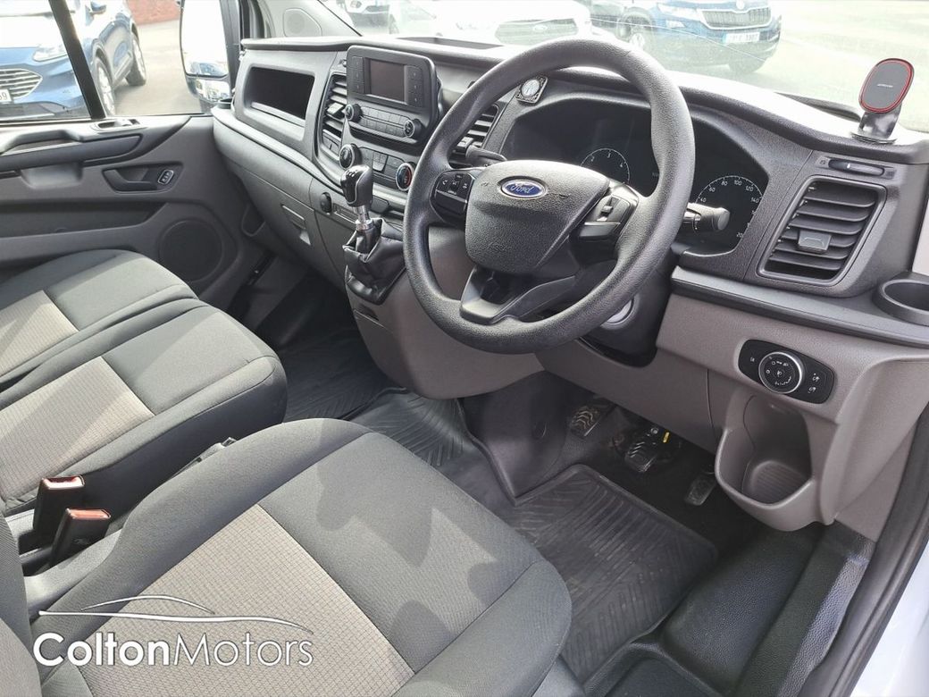 2023 Ford Transit Custom