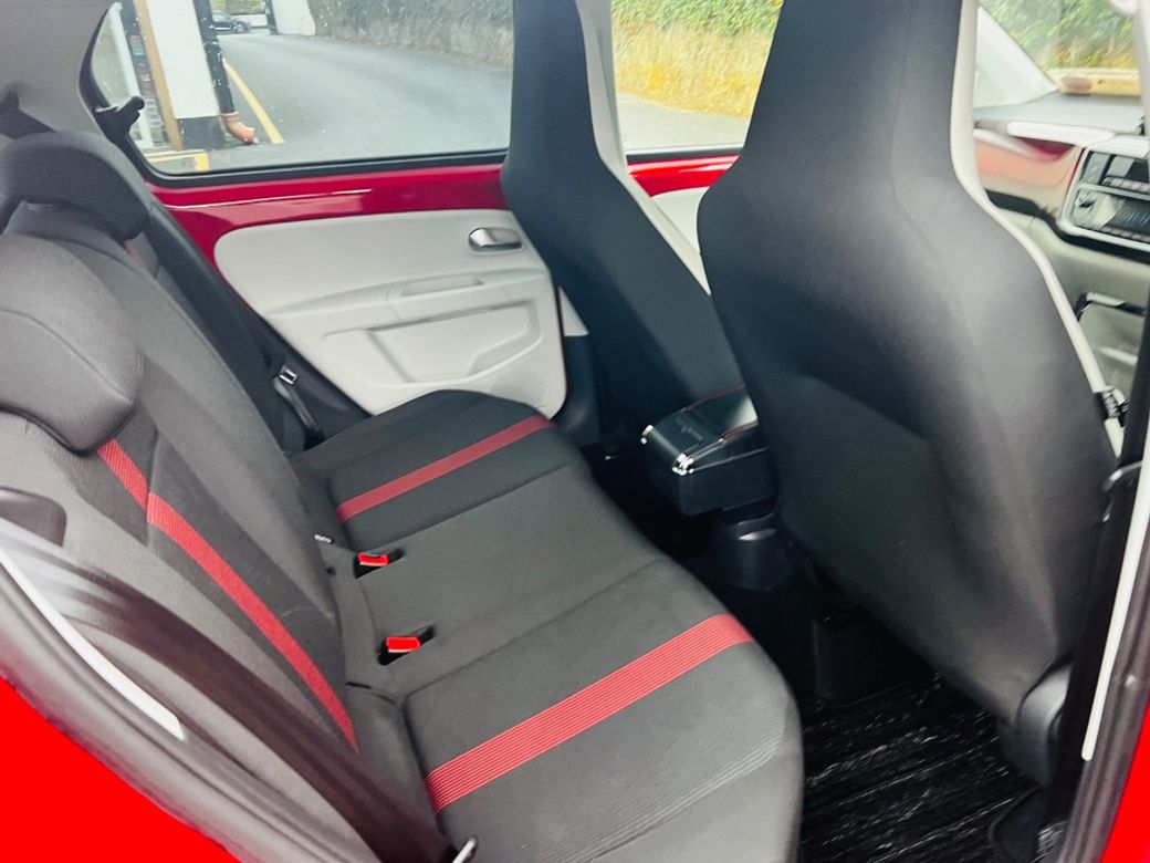 2019 Volkswagen up!